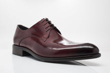 Load image into Gallery viewer, Burnished Calfskin Lace-Up Oxford Burgundy
