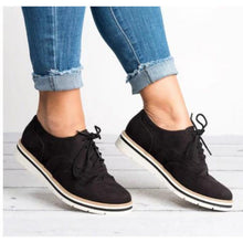 Load image into Gallery viewer, Women’s Retro British-Style Casual Shoes – Chic Everyday Sneakers
