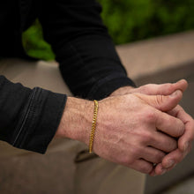 Load image into Gallery viewer, Cuban Chain Bracelet, 5MM - 14K Gold
