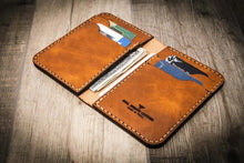 Load image into Gallery viewer, Western Vertical Wallet - Chestnut Brown
