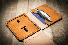 Load image into Gallery viewer, Minimalist Badge Wallet - Saddle Tan
