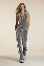 Load image into Gallery viewer, Women's Sleeveless Hooded Velvet Top &amp; Long Pants Set | Casual Sporty 2-Piece in 6 Colors
