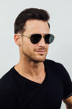 Load image into Gallery viewer, GANSETT SUNGLASSES
