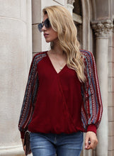 Load image into Gallery viewer, Two Tone Surplice V Neck Sweater
