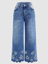 Load image into Gallery viewer, Chrysanthemum Embroidered Cropped Denim Jeans – Women's Loose Straight-Leg

