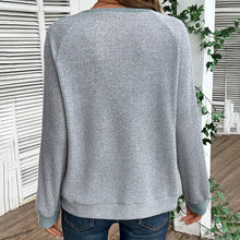 Load image into Gallery viewer, Women’s Color-Block V-Neck Pullover
