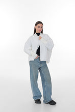 Load image into Gallery viewer, Mia Light Jacket in White
