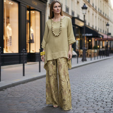 Load image into Gallery viewer, Women's Solid Linen-Style Tunic Top &amp; Watercolor Floral Wide-Leg Pants Set
