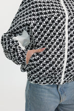Load image into Gallery viewer, ⇆ Reversible Demi-Season Jacket

