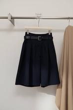 Load image into Gallery viewer, Relaxed A-Line Crushed Pleat Cotton Midi Skirt with Belt
