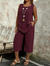 Load image into Gallery viewer, Casual Solid-Colored Sleeveless Top And Cropped Pants Two-Piece Set
