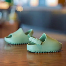 Load image into Gallery viewer, Jelly Shoes Children's Sandals - # BOAA71310004
