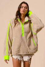 Load image into Gallery viewer, BiBi Contrast Edge Half Zip Up Sherpa Jacket
