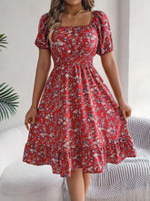 Load image into Gallery viewer, Ruffled Hem Floral Puff Sleeve Dress
