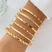 Load image into Gallery viewer, Bohemian Metal Chain Bracelet Set For Women Geometric Gold Color Thick Link Chain  Bangle Female Fashion Jewelry
