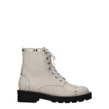 Load image into Gallery viewer, Stuart Weitzman Beige Leather Ankle Boots
