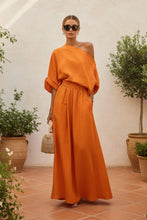 Load image into Gallery viewer, Women's Cropped Off-Shoulder Top &amp; Pants Two-Piece Set
