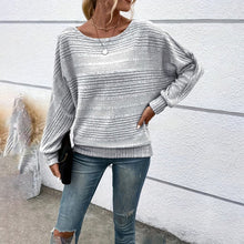 Load image into Gallery viewer, Women’s Textured Round-Neck Long-Sleeve Pullover

