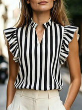 Load image into Gallery viewer, Women's Retro Ruffle-Trim Printed Sleeveless Top
