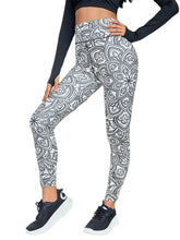 Load image into Gallery viewer, 🖤 Plus Size High-Waist Compression Yoga Leggings with Pockets
