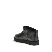 Load image into Gallery viewer, UGG Ultra mini leather snow Boots
