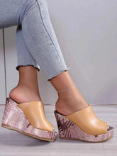 Load image into Gallery viewer, High Quality Leather : High Heel Sandals
