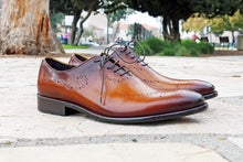Load image into Gallery viewer, Burnished Calfskin Belt Cognac
