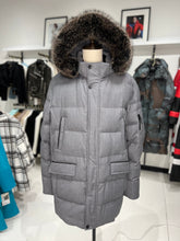Load image into Gallery viewer, Men's Genuine Fur Trim Sorona® Fill Coat
