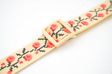 Load image into Gallery viewer, Roses
