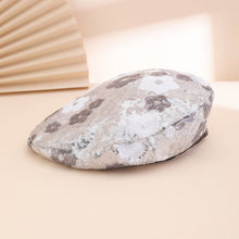 Load image into Gallery viewer, Sequin Flower Beret – Trendy Painter's Hat for Women | Outdoor &amp; Everyday Style
