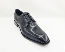 Load image into Gallery viewer, Burnished Calfskin Lace-Up Shoe Black
