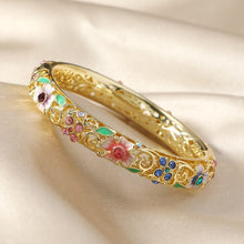Load image into Gallery viewer, Openwork Filigree Gold-Plated Cheongsam Jewelry
