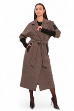 Load image into Gallery viewer, Miru Cashmere Wool Blend Overcoat in Beige Houndstooth
