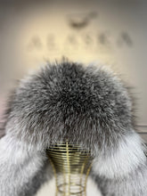 Load image into Gallery viewer, Genuine Silver Fox Fur Genuine Leather Hat
