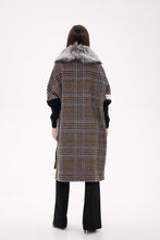 Load image into Gallery viewer, Saga®Furs Silver Fox Wool Alpaca Coat

