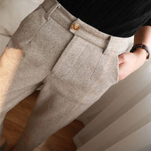 Load image into Gallery viewer, Women's Solid Color Wool-Like Tapered Trousers | Classic Ankle-Length Pants

