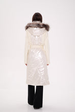 Load image into Gallery viewer, Saga® Furs Silver Fox Wool Alpaca Freudenberg Comfortemp® Coat
