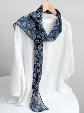 Load image into Gallery viewer, Ramie Vintage Print Handkerchief
