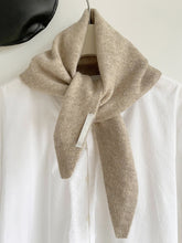 Load image into Gallery viewer, 100% Merino Wool Knitted Triangle Scarf
