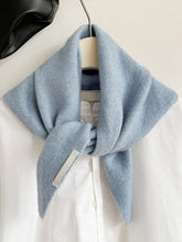 Load image into Gallery viewer, 100% Merino Wool Knitted Triangle Scarf
