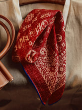 Load image into Gallery viewer, Wool Silk Printed Neck Square Scarf

