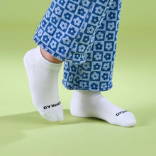 Load image into Gallery viewer, Ankle Compression Socks - White
