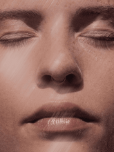 Load image into Gallery viewer, Acne Spot Care Serum Manhattan Premium Opulence
