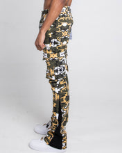 Load image into Gallery viewer, AJS699-10 CAMO STACKED CARGO PANTS
