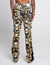 Load image into Gallery viewer, AJS699-10 CAMO STACKED CARGO PANTS
