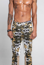 Load image into Gallery viewer, AJS699-10 CAMO STACKED CARGO PANTS
