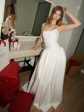 Load image into Gallery viewer, Umay White Drop Waist Satin Corset Bridal Gown
