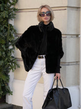 Load image into Gallery viewer, Genuine Scandinavian Mink Fur Poncho
