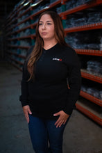 Load image into Gallery viewer, Women's FR 3-Button Henley - Black
