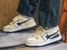 Load image into Gallery viewer, Breathable Skateboard Shoes - # BOAA73510003

